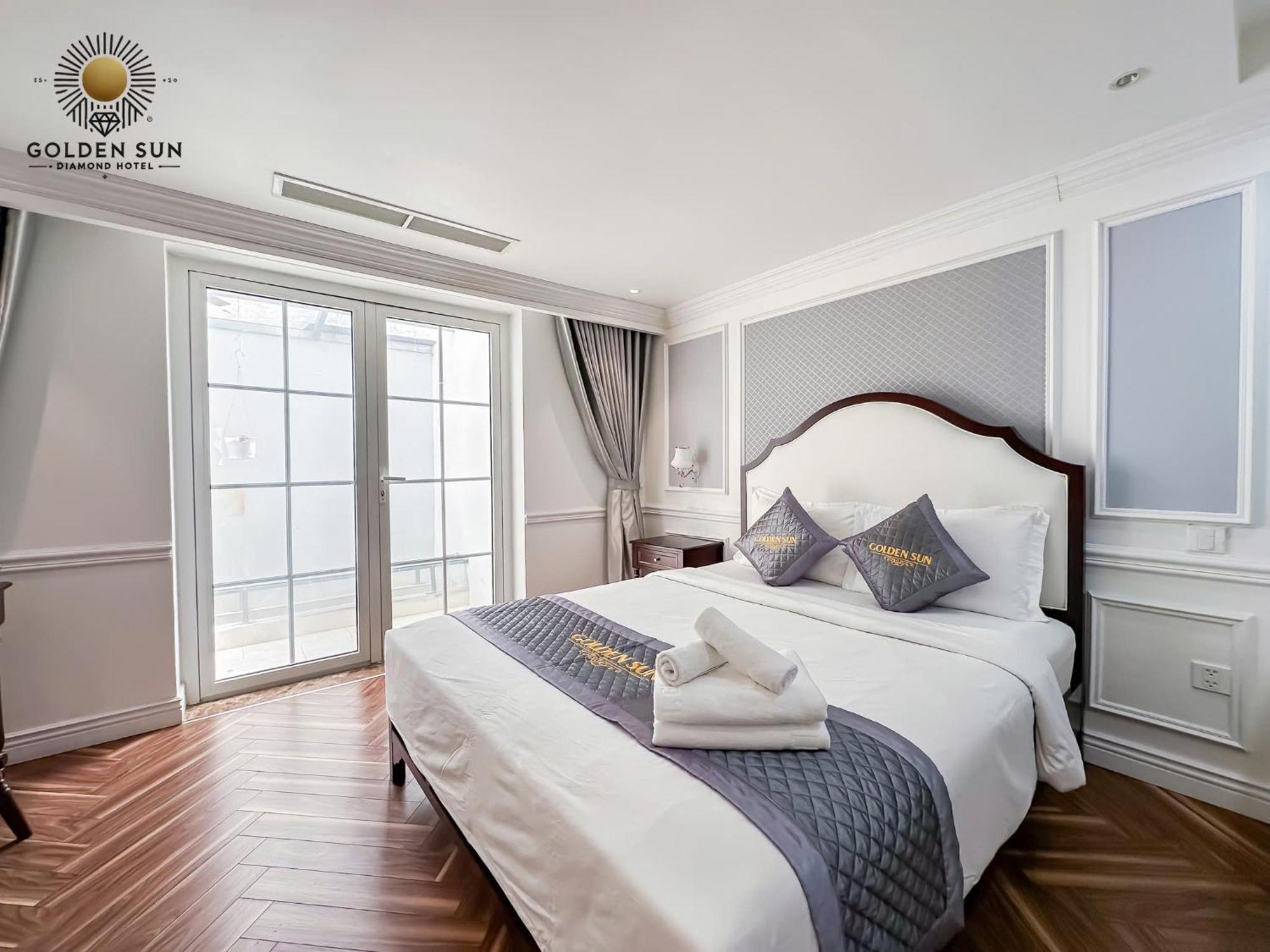 Khách sạn hẻo lánh Diamond Boutique 36 *