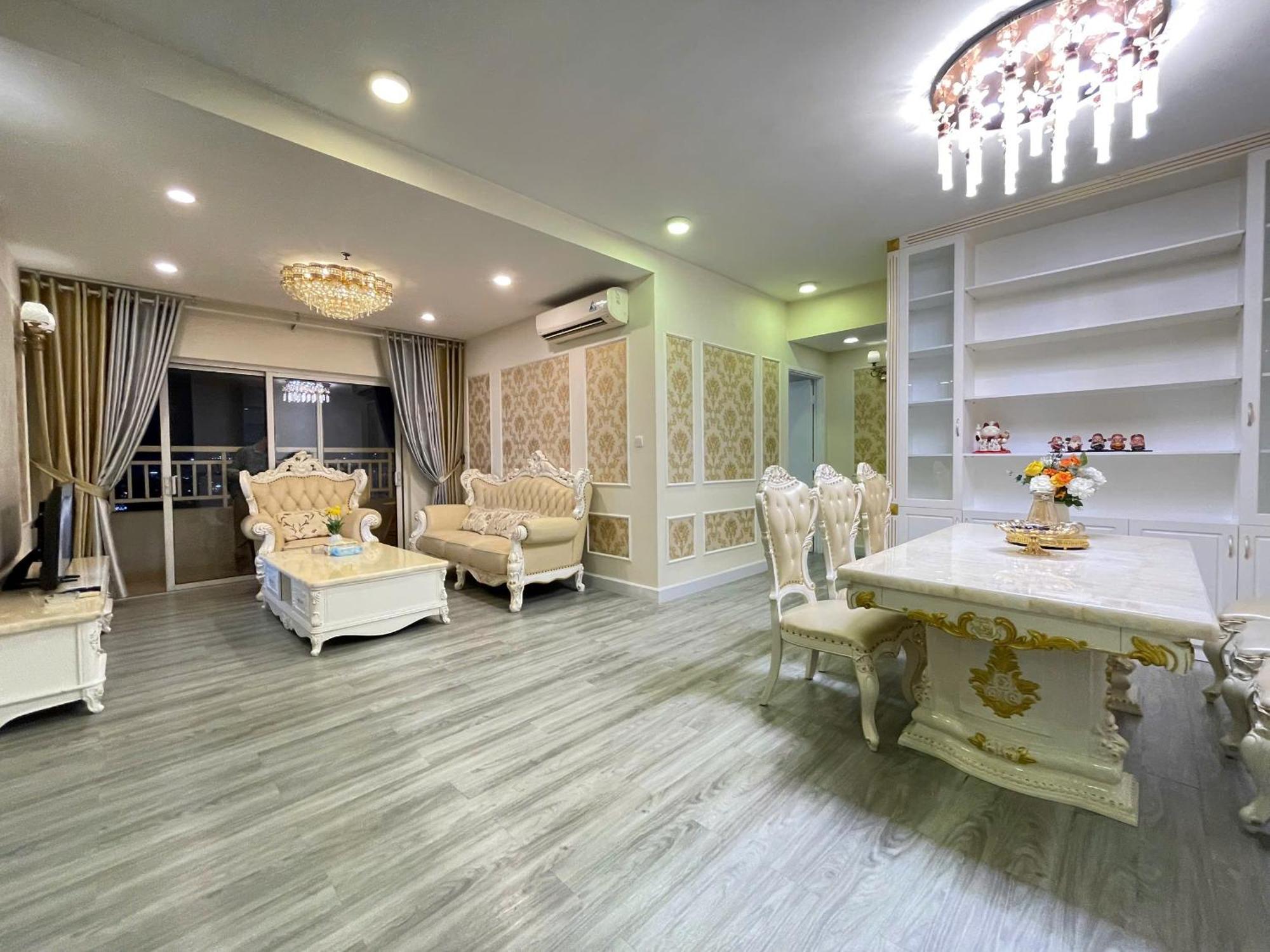 Khách sạn hẻo lánh Diamond Boutique 36